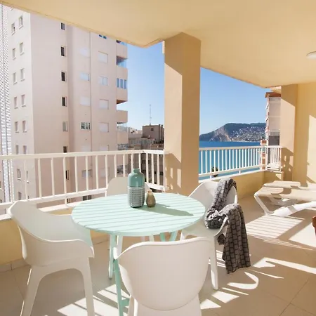 Edificio La Reina * Кальпе