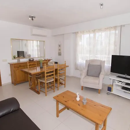 Edificio La Reina * Кальпе