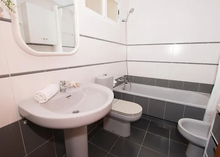 Апартаменты Edificio La Reina *