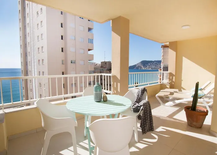 Edificio La Reina * Кальпе